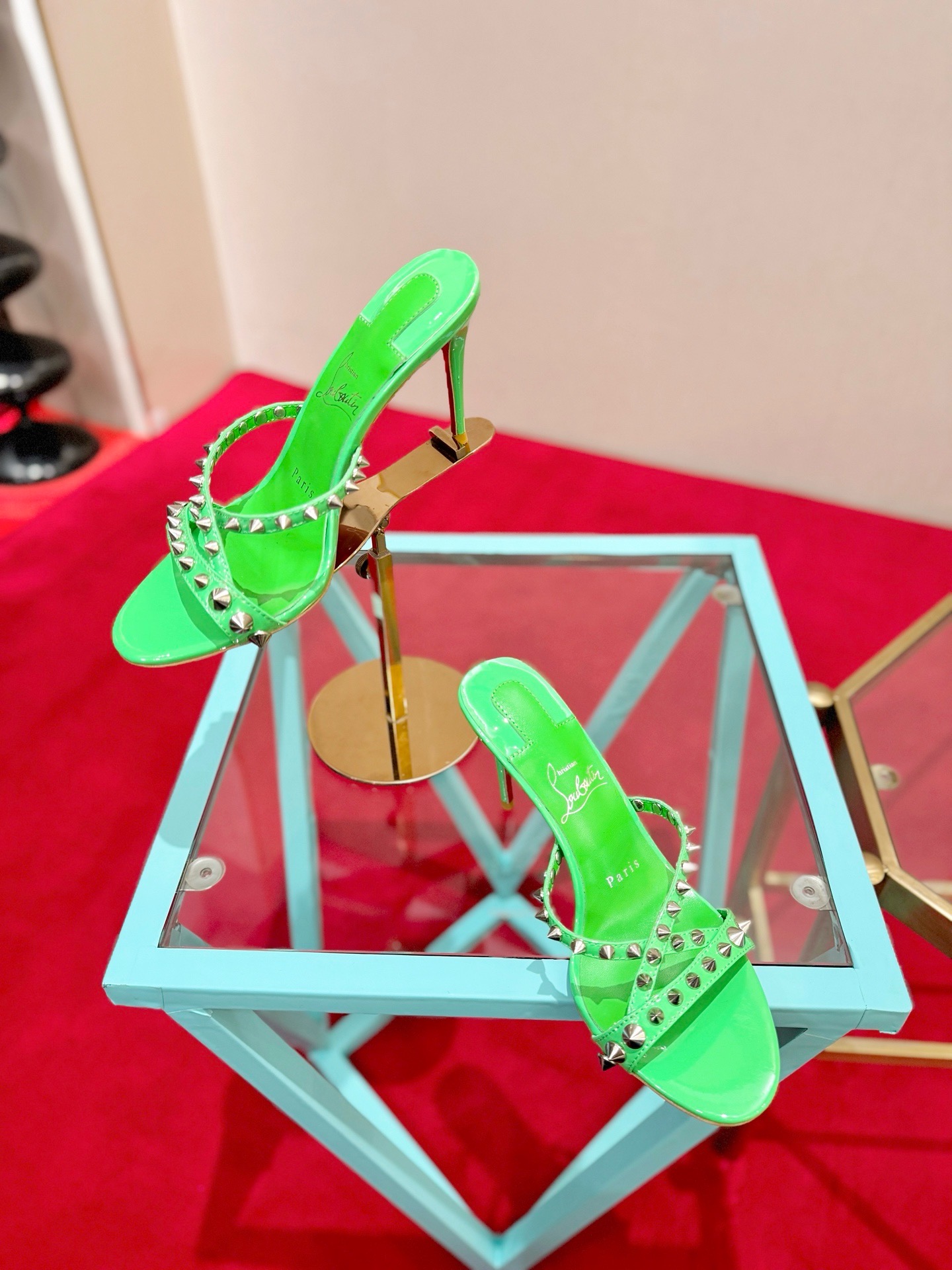 Мюли женские в стиле Christian Louboutin So Kate зеленого цвета