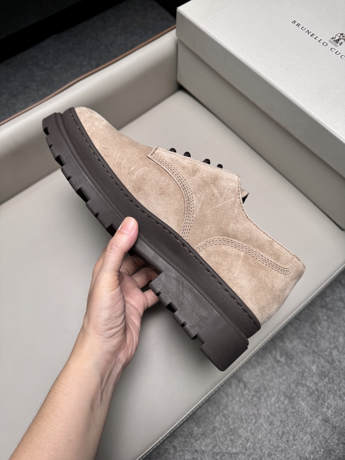 Туфли мужские в стиле Brunello Cucinelli светло-бежевого цвета