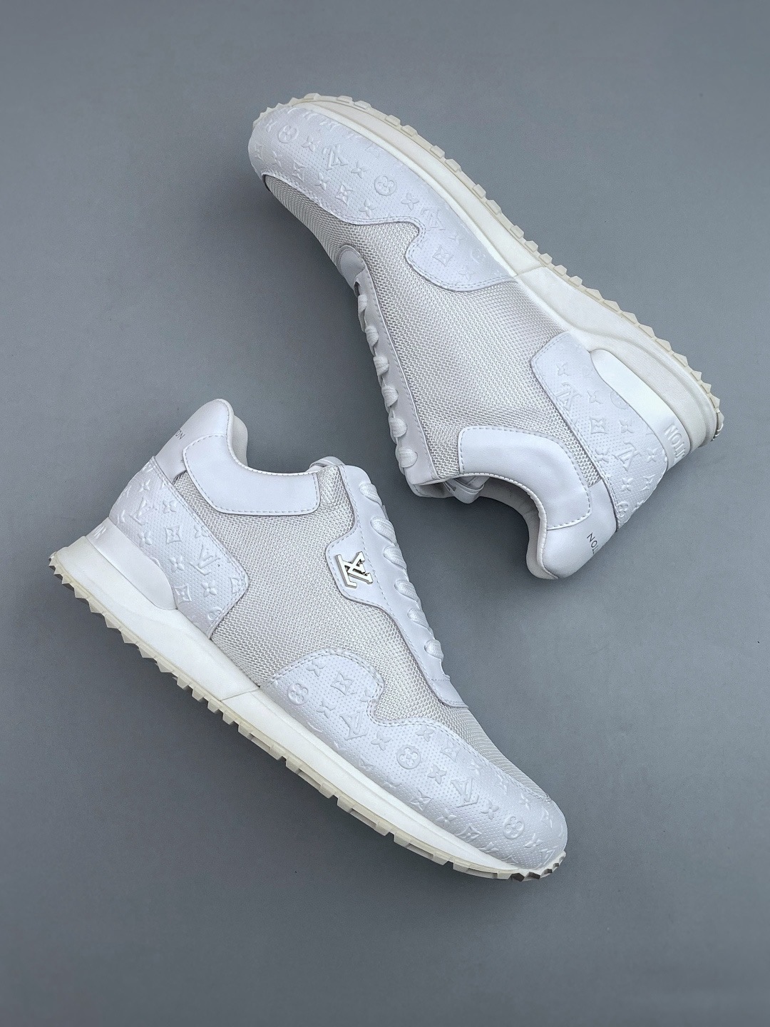 Кроссовки мужские в стиле Louis Vuitton Archlight белого цвета