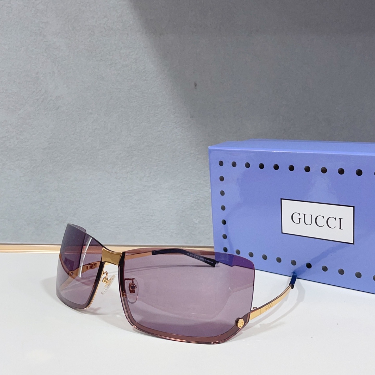 Очки солнцезащитные женские в стиле Gucci