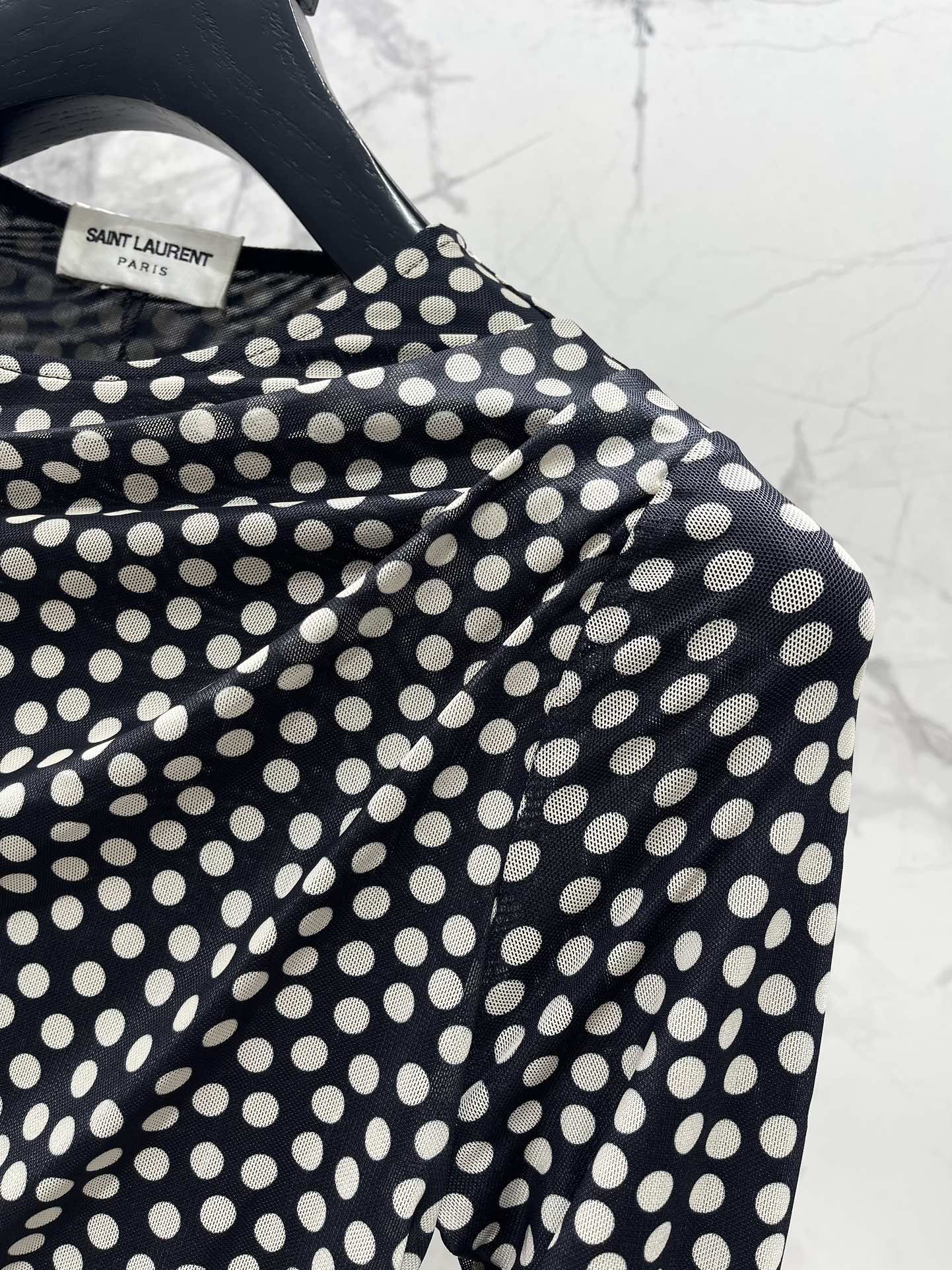 Платье женское в стиле Saint Laurent чёрно-белого цвета