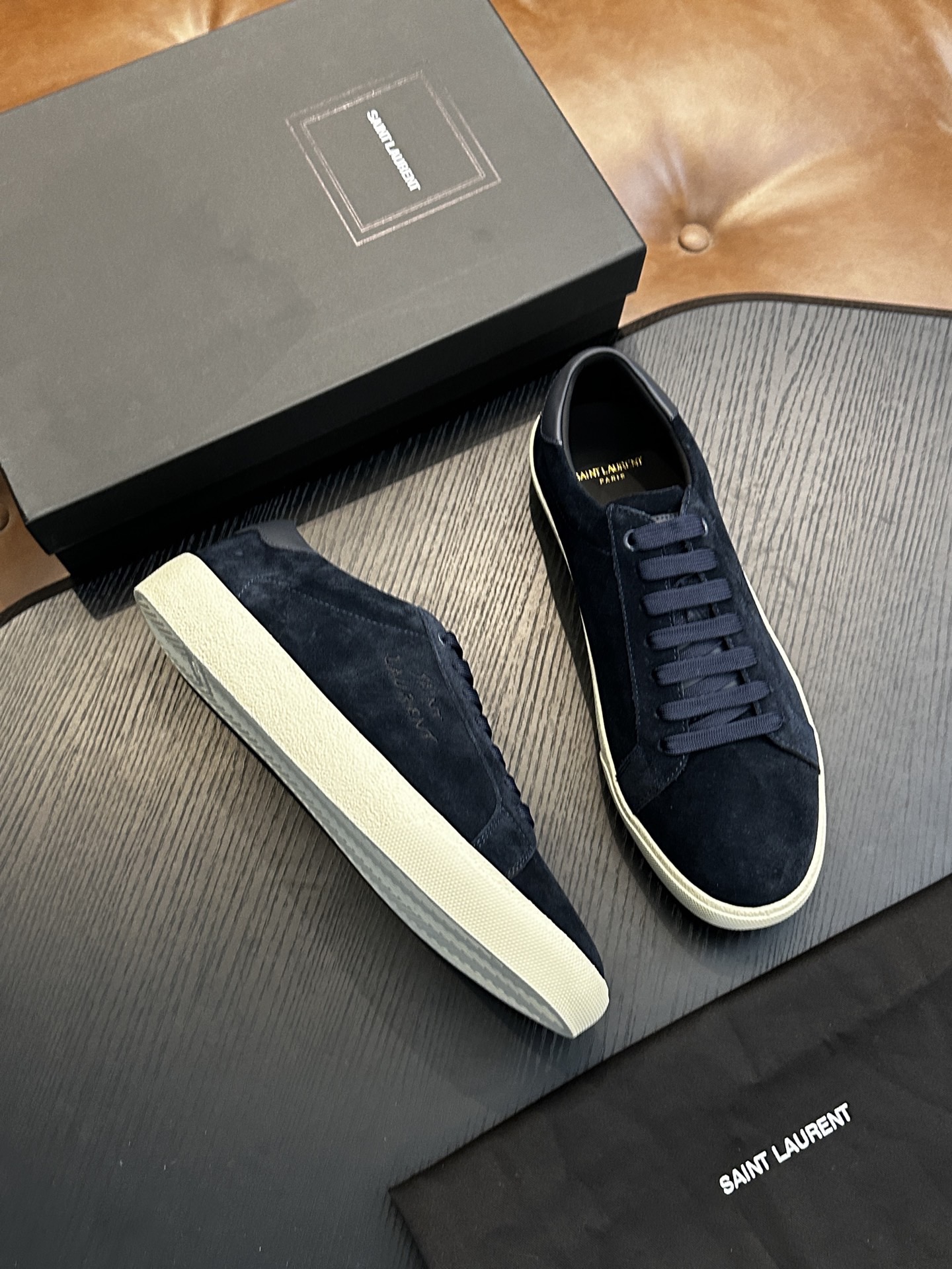 Кроссовки мужские в стиле Saint Laurent SL/61 из натуральной замши темно-синего цвета