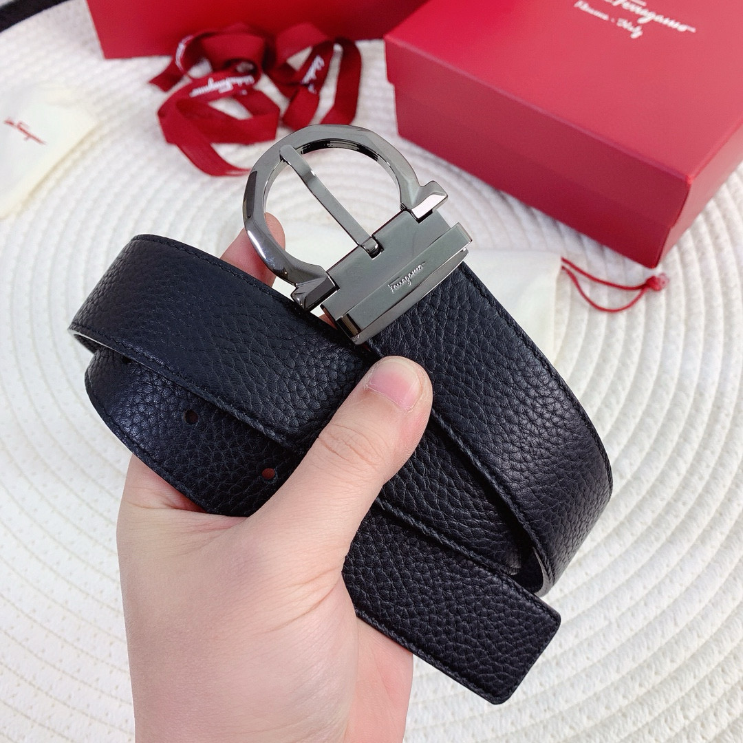 Ремень мужской в стиле Salvatore Ferragamo Gancini из натуральной кожи чёрного цвета с пряжкой тёмного металла шириной 3.5 см