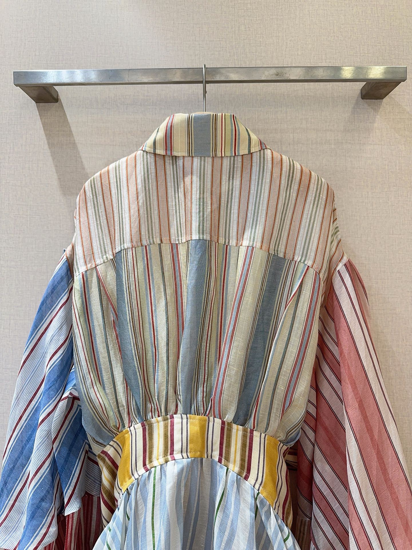 Платье женское в стиле Zimmermann из льна и шёлка мультиколор в полоску с поясом