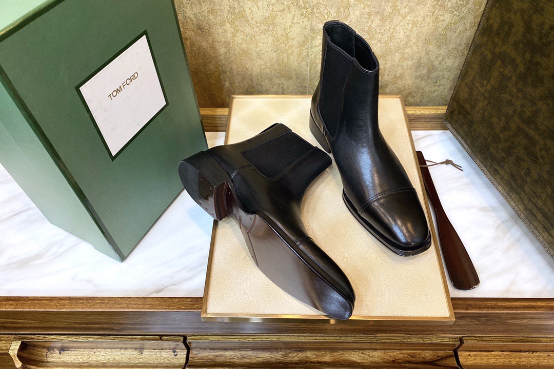 Ботинки мужские в стиле Tom Ford челси из натуральной кожи черного цвета
