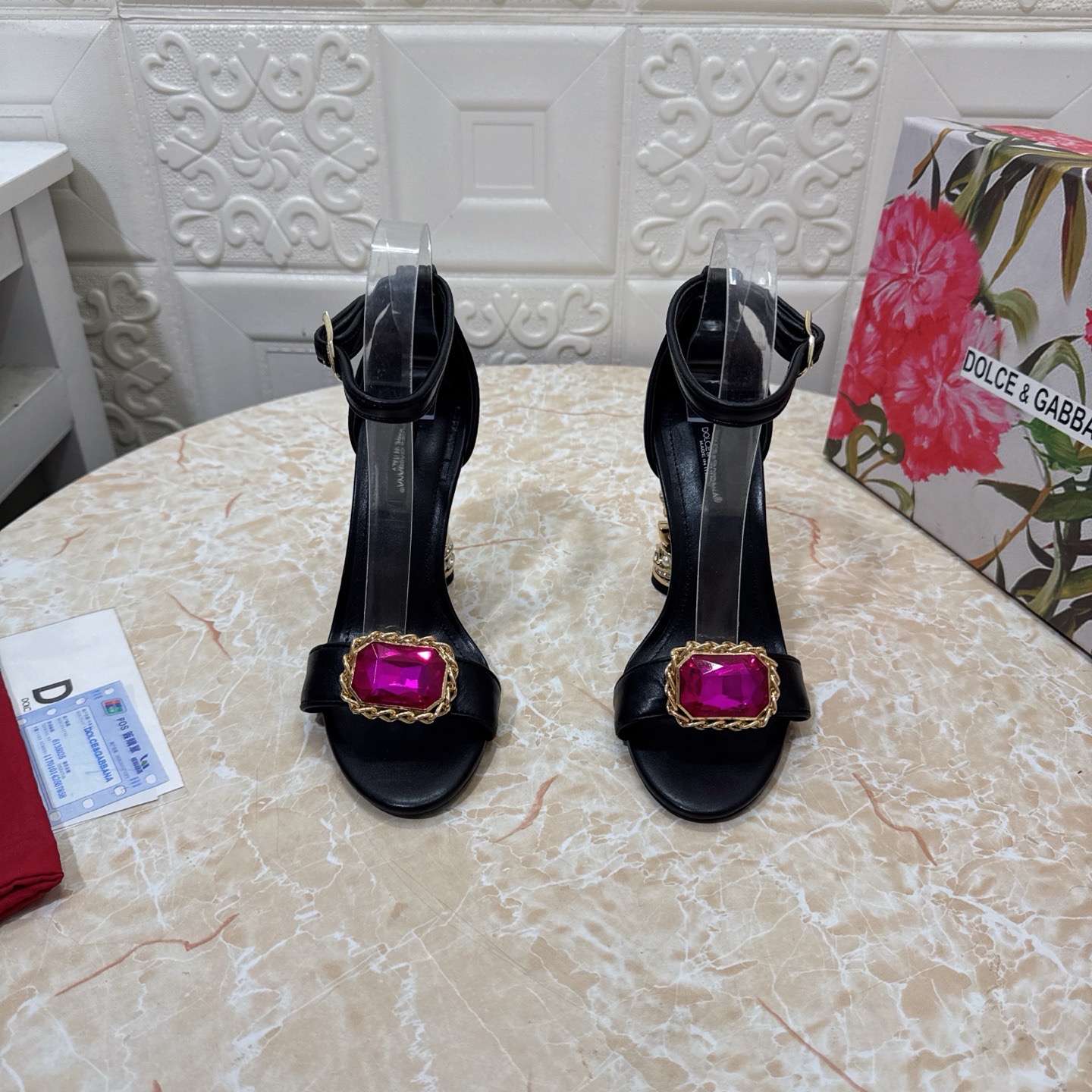 Босоножки женские Dolce & Gabbana чёрного цвета