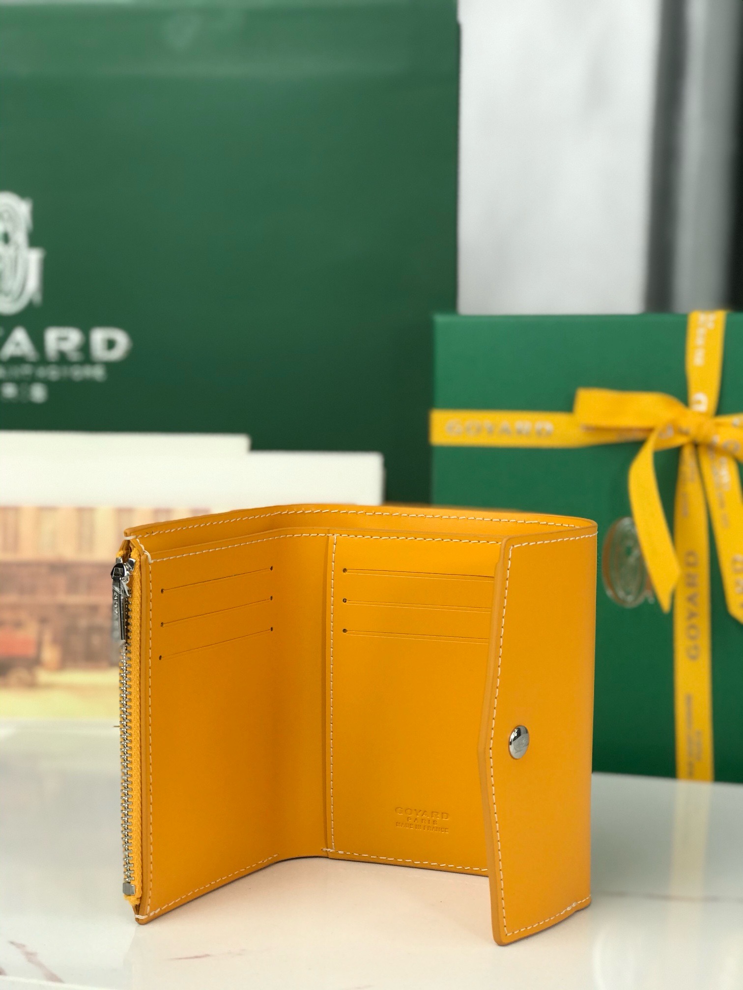 Кошелёк Goyard Saint-Gabriel жёлтого цвета