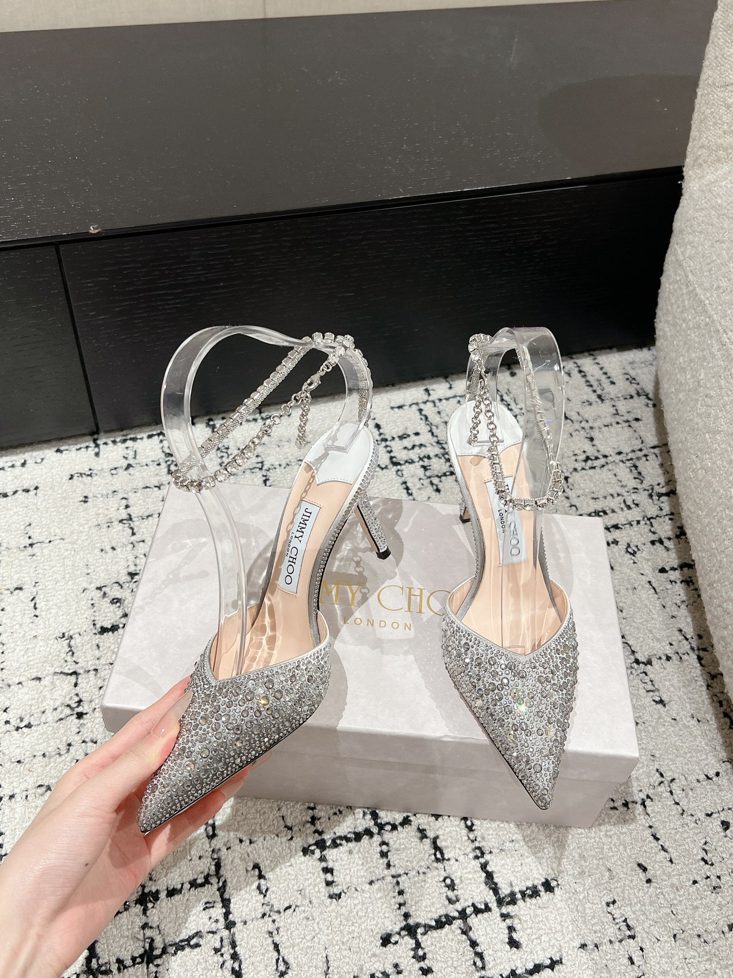 Туфли женские в стиле Jimmy Choo Stevie серебряного цвета