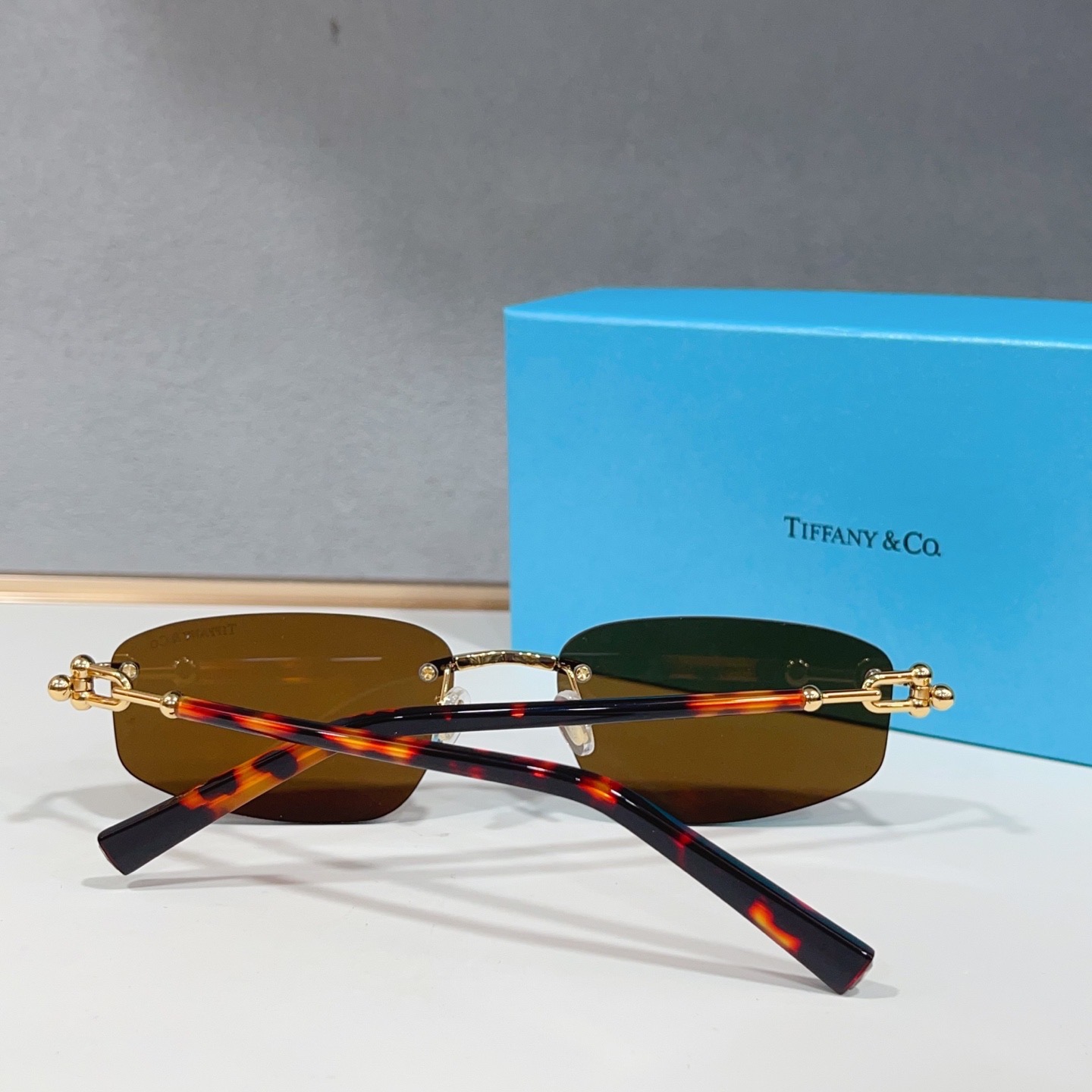 Очки солнцезащитные женские в стиле Tiffany TF3114