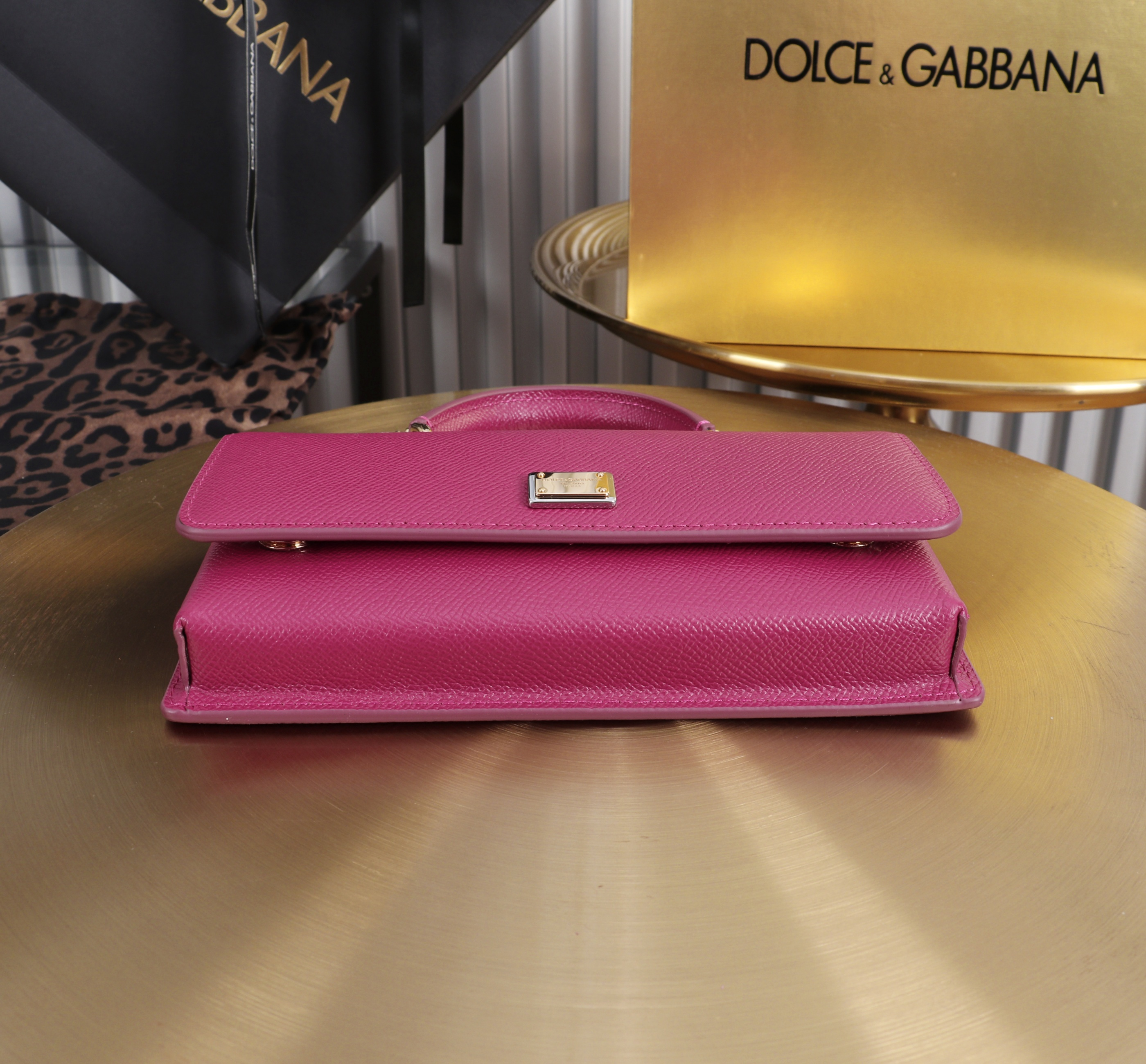 Сумка женская в стиле Dolce & Gabbana фуксия цвета