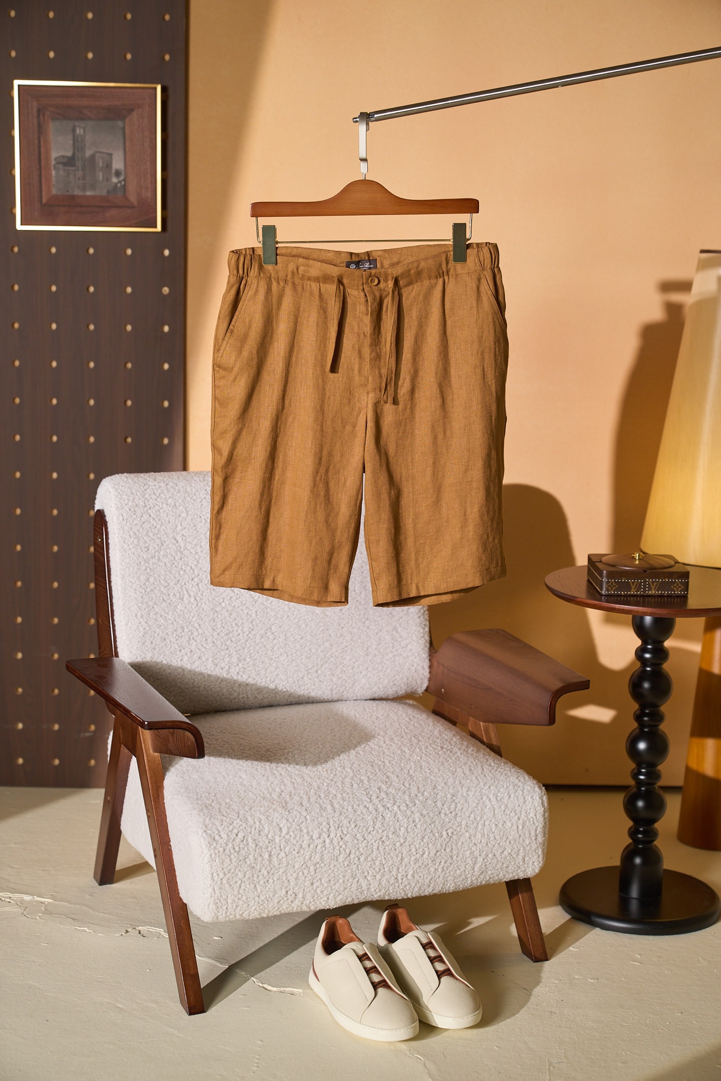 Шорты мужские в стиле Loro Piana Nolan Bermuda  кофейного цвета с кулиской