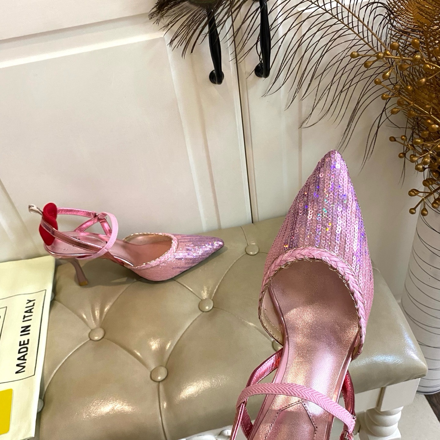 Туфли женские в стиле Fendi из сетки с пайетками и ремешком