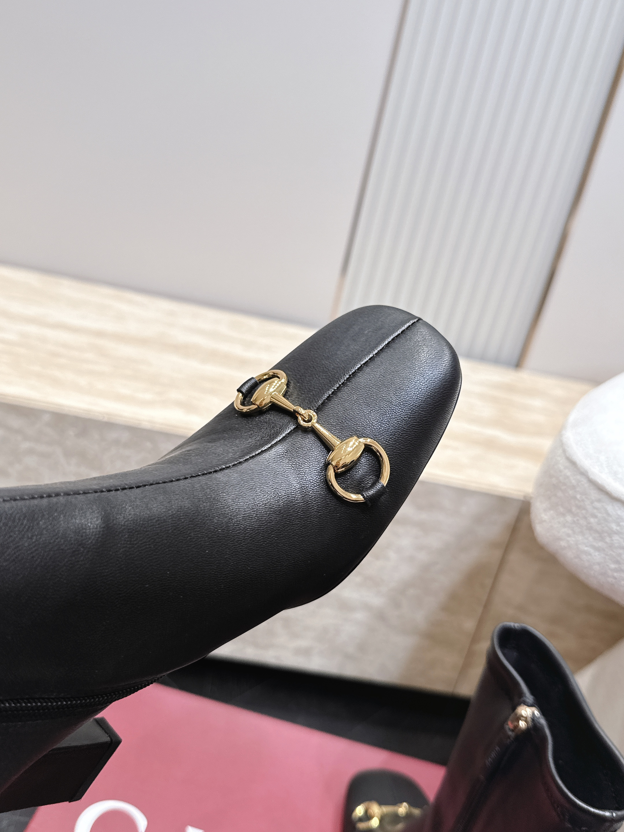Ботильоны женские Gucci Signora чёрного цвета