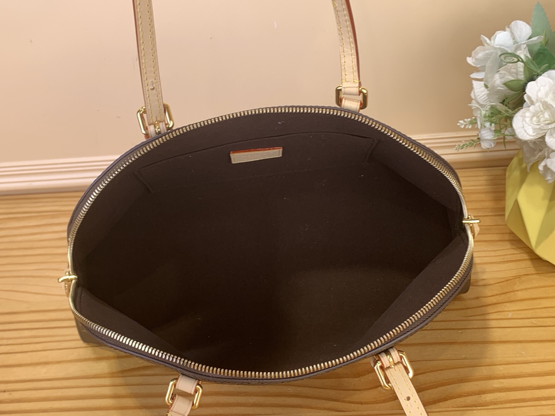 Сумка женская в стиле Louis Vuitton Squire Monogram классическая