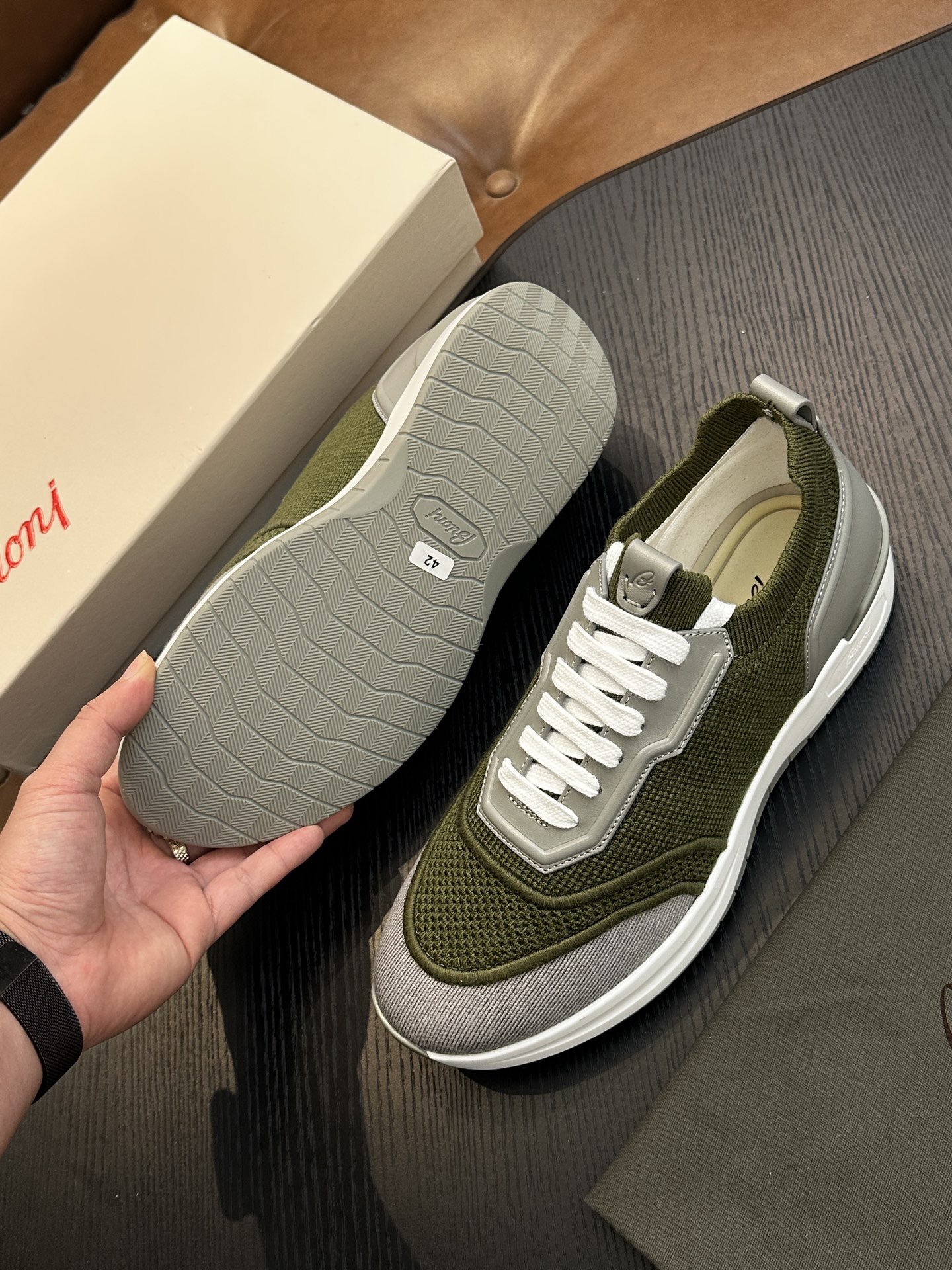 Кроссовки мужские в стиле Brioni оливково-зелёного цвета