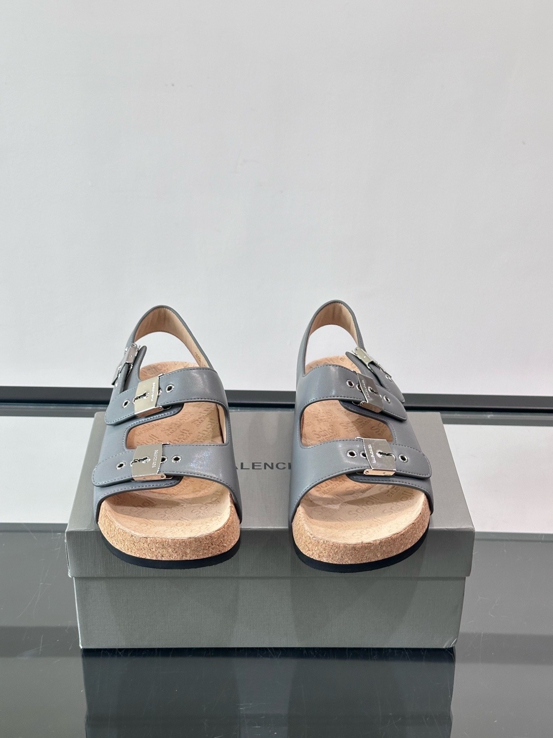 Сандалии мужские в стиле Balenciaga x Birkenstock Boston серого цвета