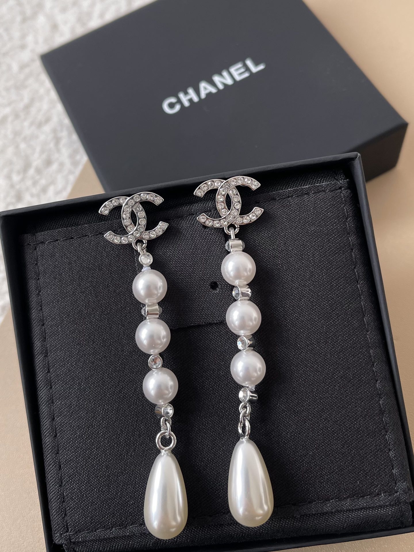 Серьги женские в стиле Chanel 25B