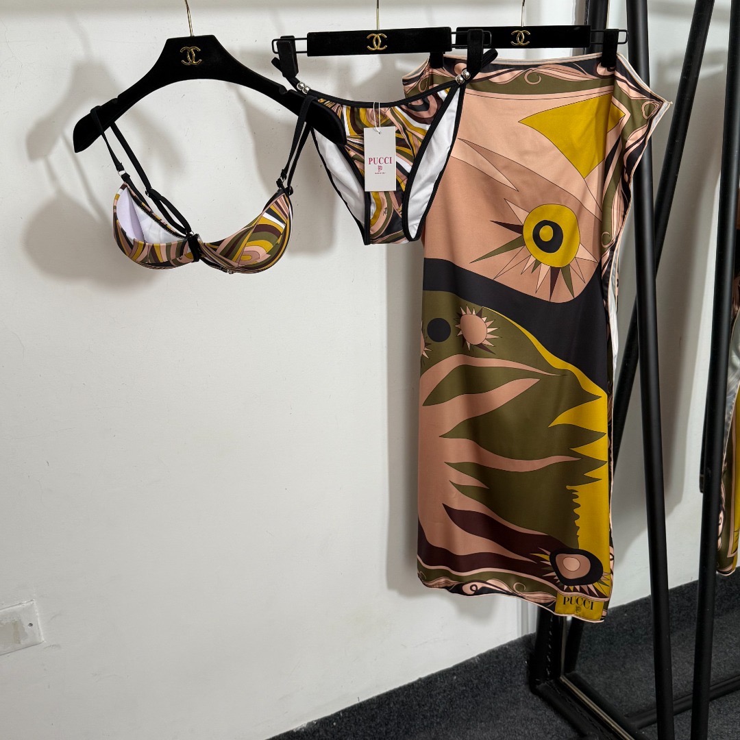 Купальник женский в стиле Emilio Pucci раздельный мультицвет с принтом и юбкой