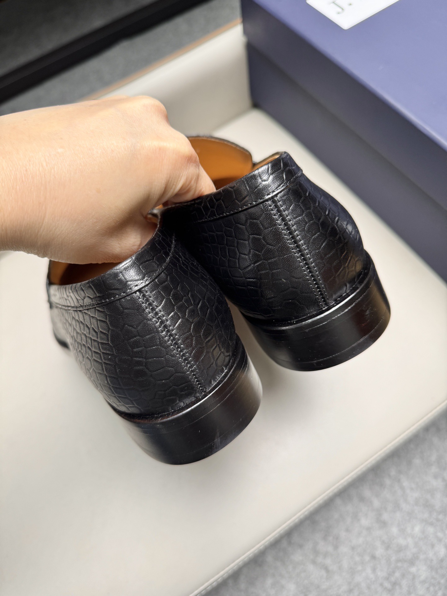 Лоферы мужские в стиле J.M. Weston черного цвета