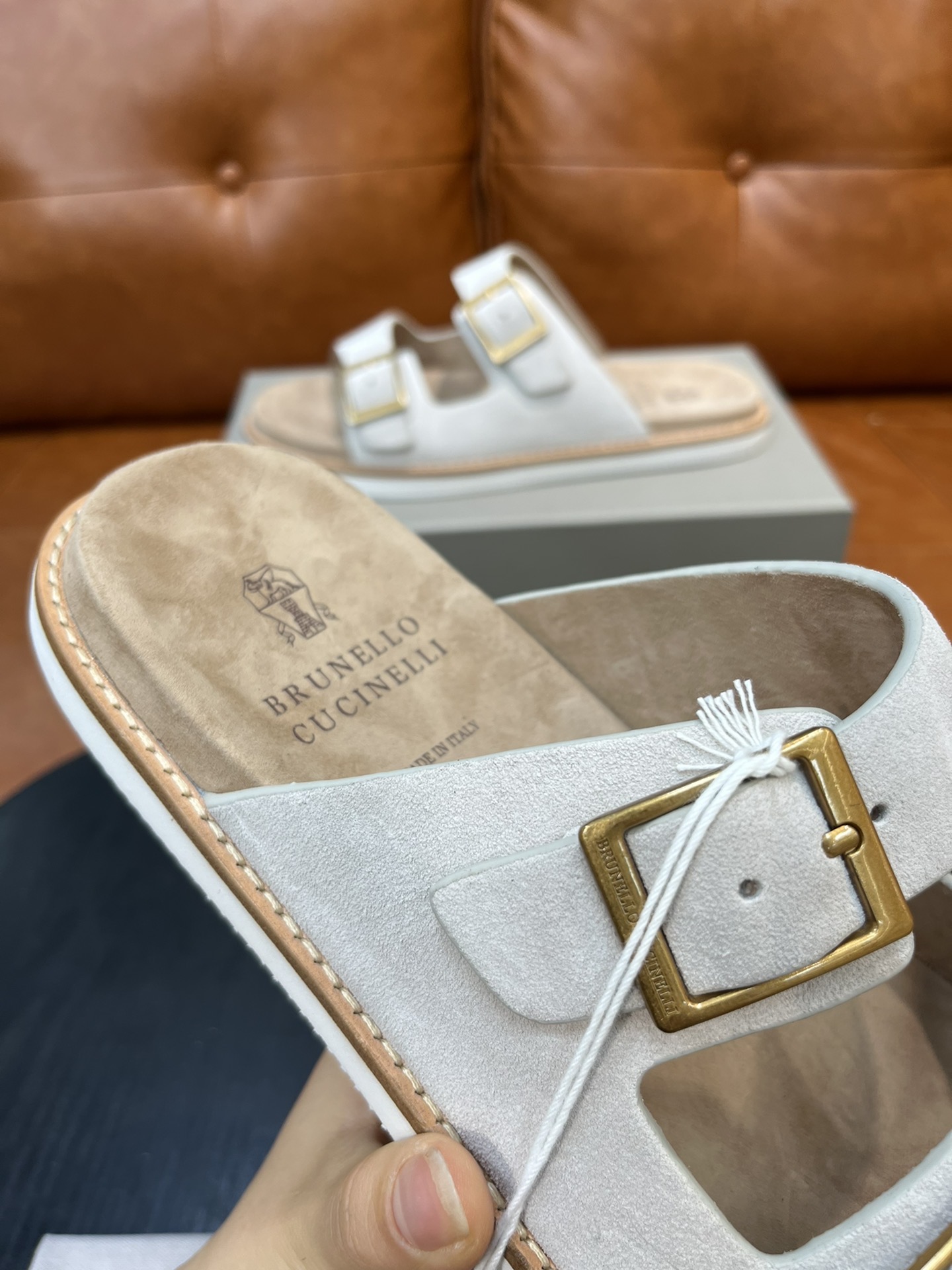 Сандалии мужские в стиле Brunello Cucinelli светло-бежевого цвета