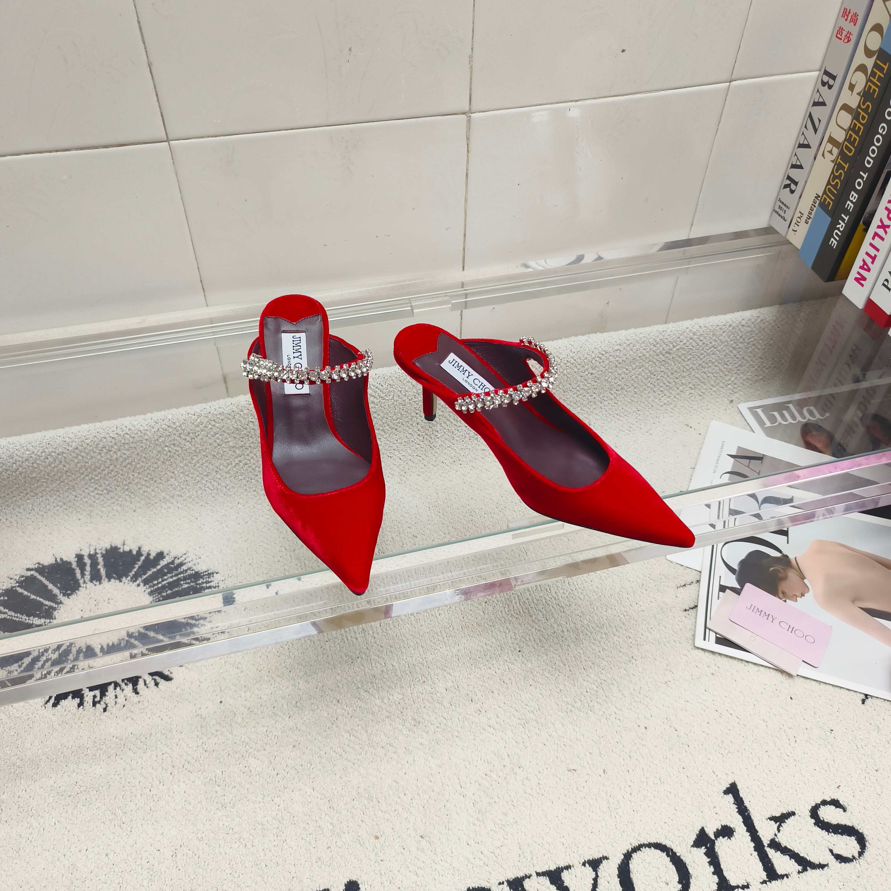 Мюли женские в стиле Jimmy Choo красного цвета
