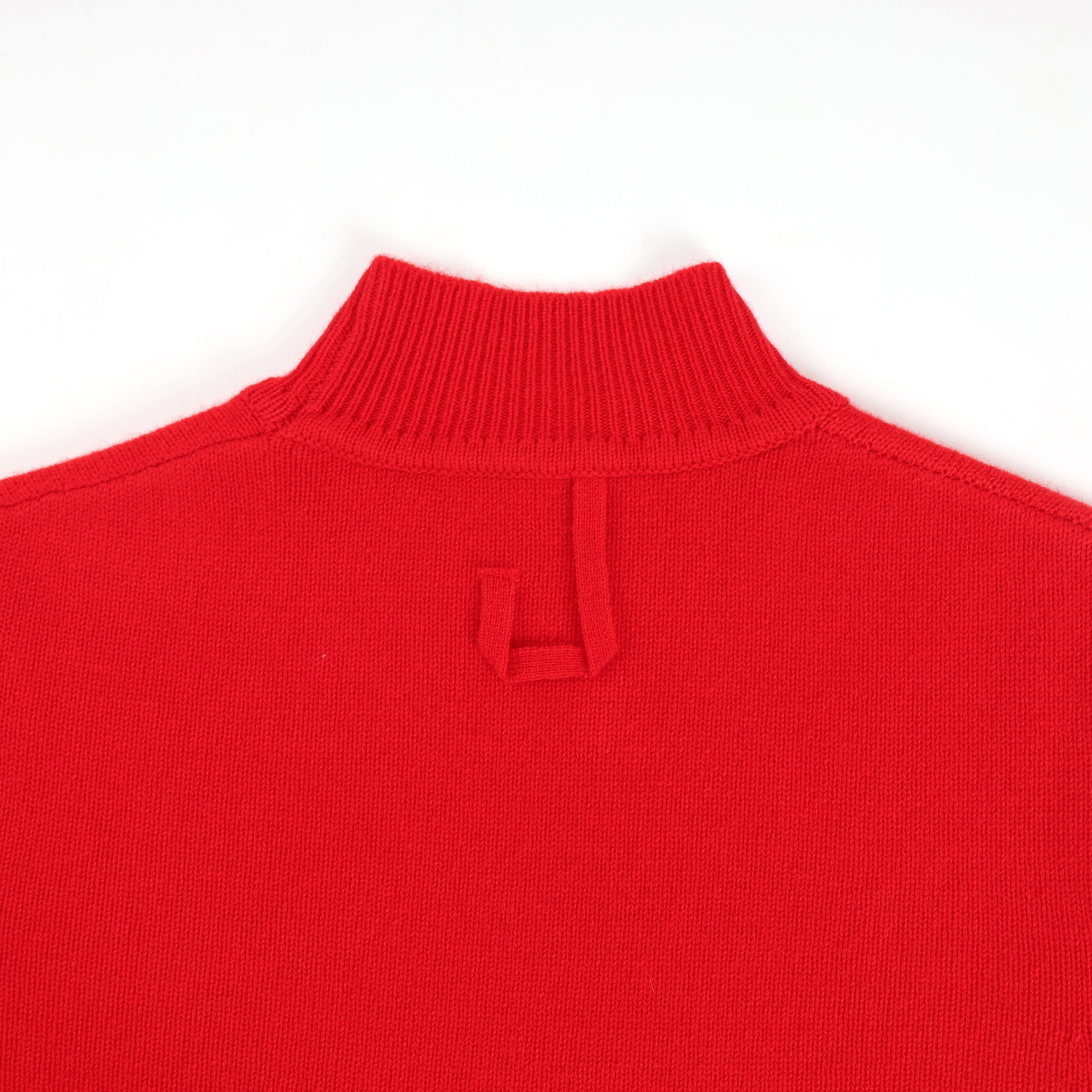 Платье трикотажное женское в стиле Jacquemus красного цвета