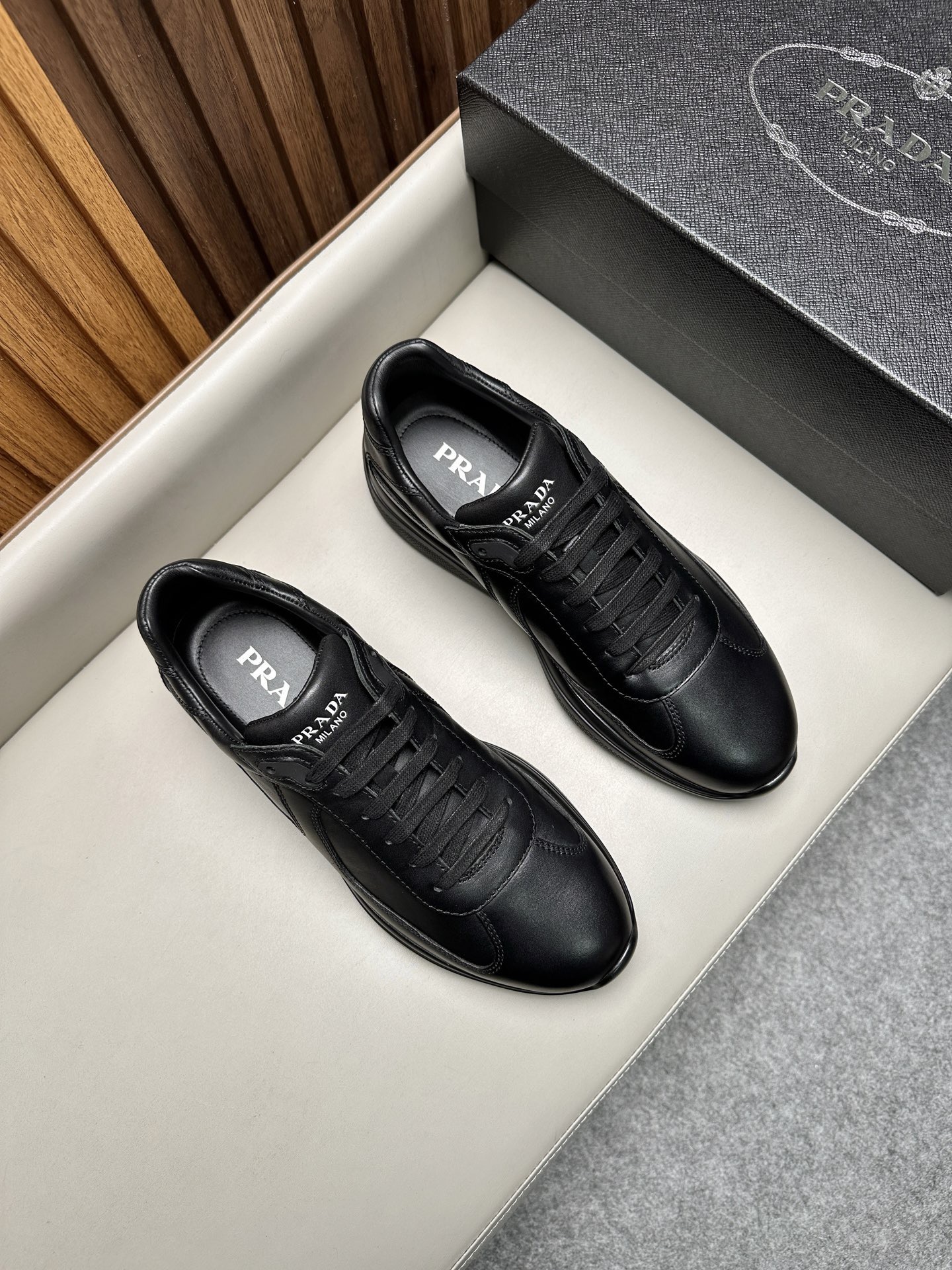 Кроссовки мужские Prada America's Cup чёрного цвета