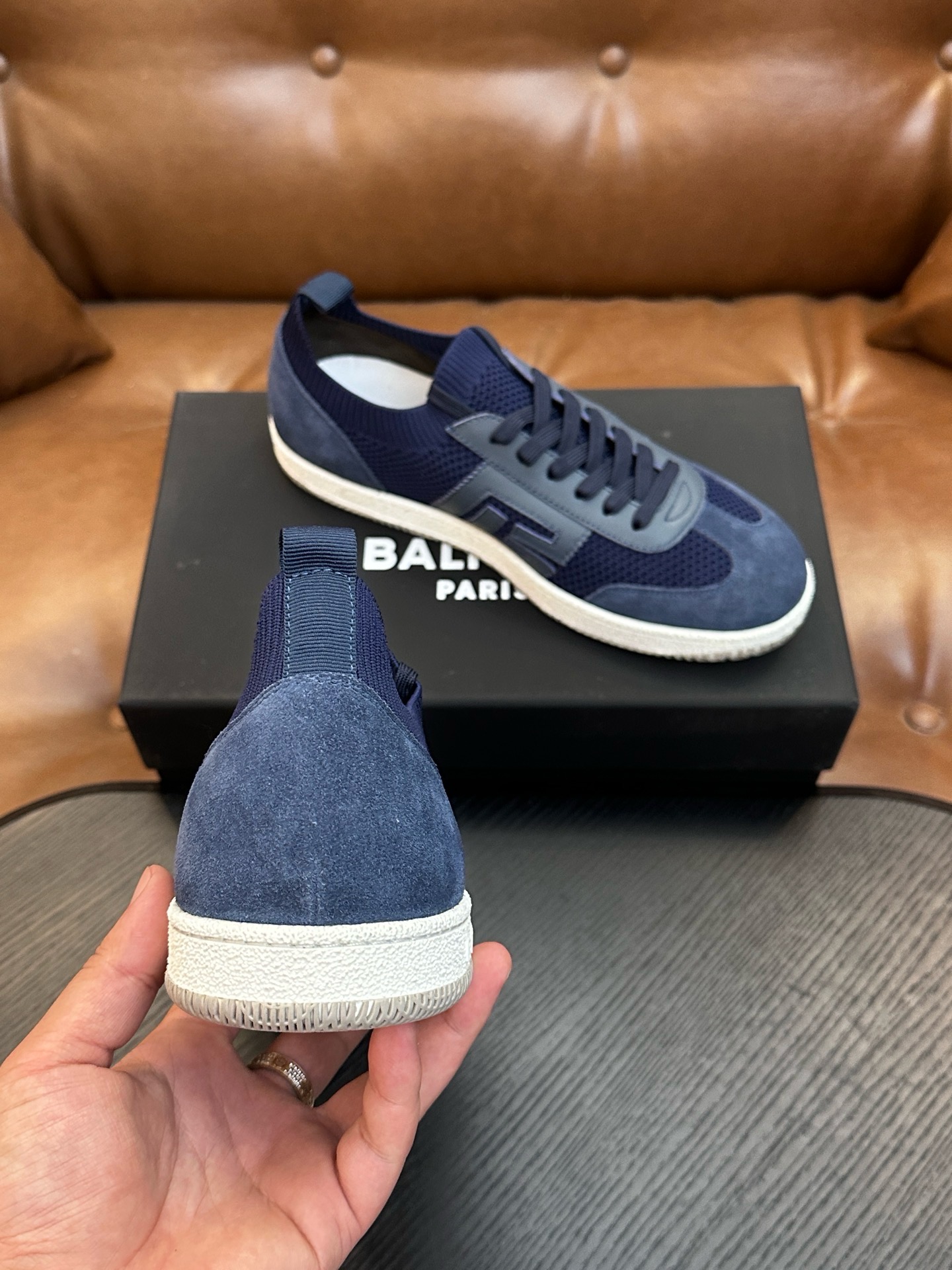 Кроссовки мужские Balmain B-Skate  синего цвета