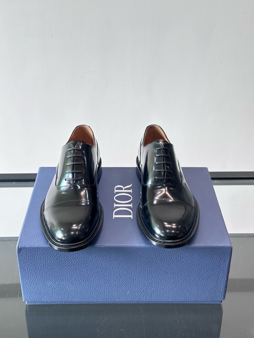 Туфли мужские в стиле Dior Oxford из натуральной кожи черного цвета
